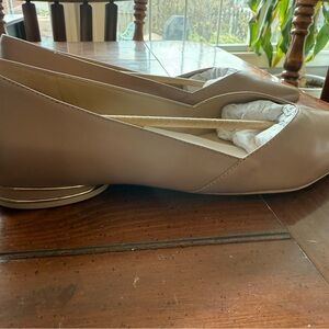 Naturalizer Tan Women's Flats with Gold Accent